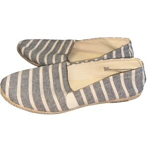 Report Women's Blue/White Striped Comfort Slip On Flats Size 10